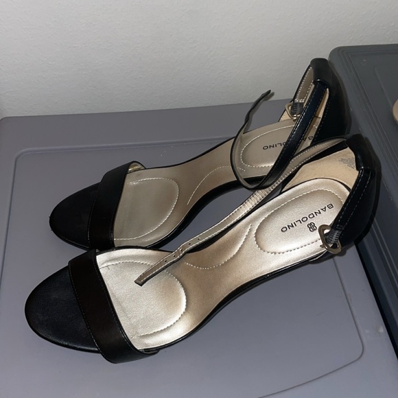 Black heals - Picture 2 of 5